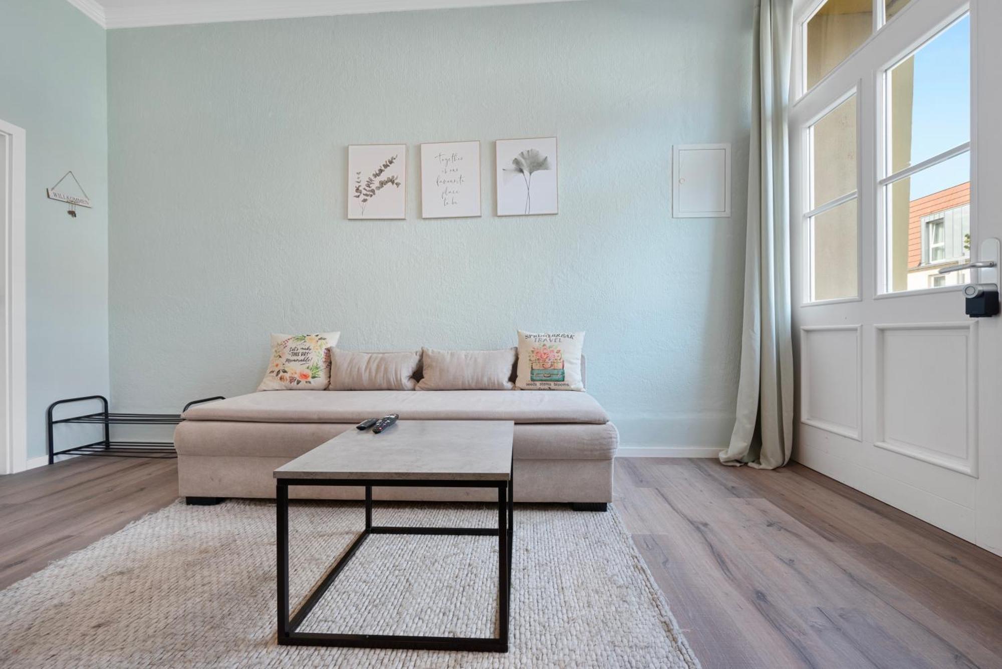 Backhome - Business&Family - Fantastische Schlosslage, Smarttv, Netflix, 50Qm, 24H Checkin - Apartment 1 Ludwigsburg Eksteriør bilde