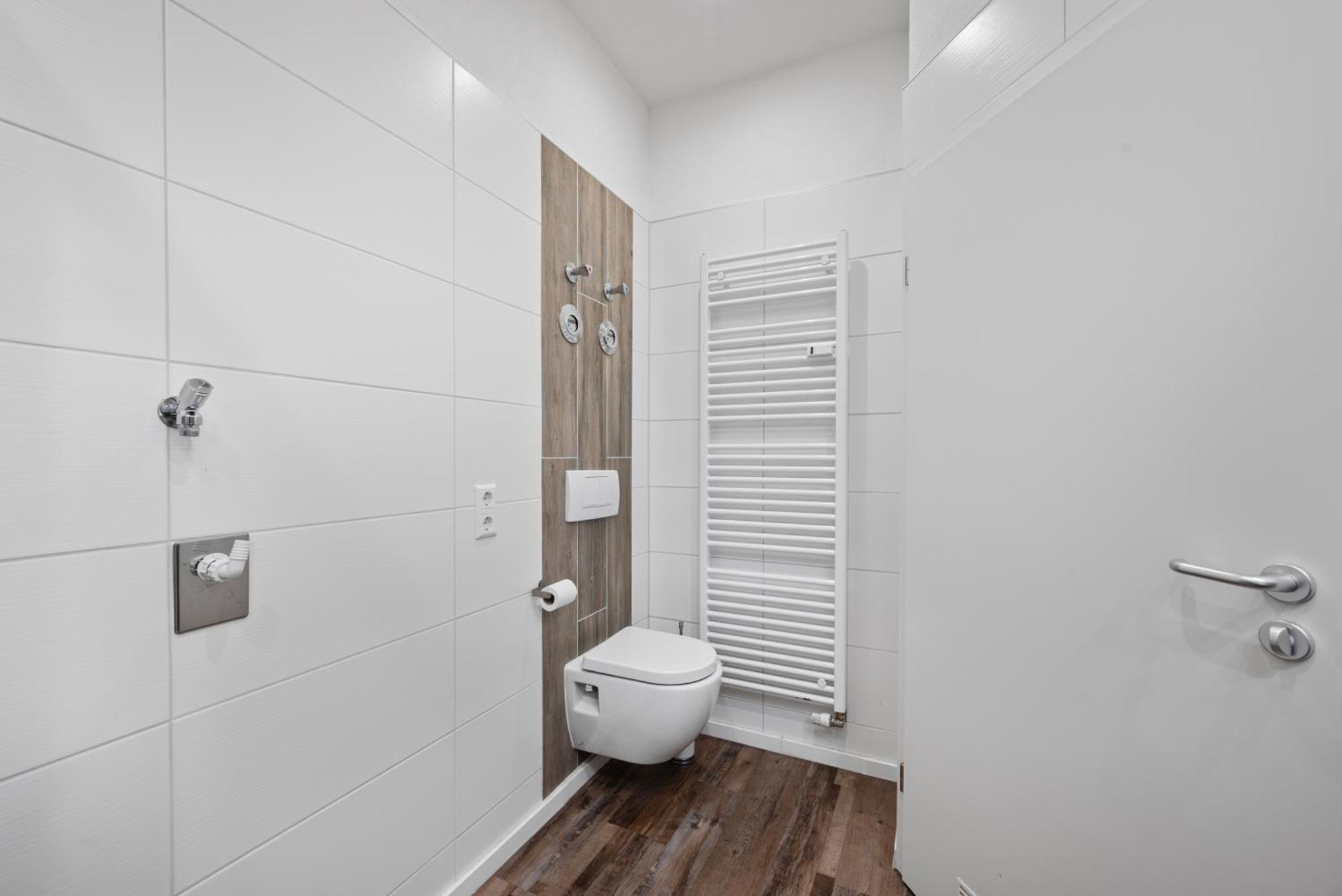 Backhome - Business&Family - Fantastische Schlosslage, Smarttv, Netflix, 50Qm, 24H Checkin - Apartment 1 Ludwigsburg Eksteriør bilde