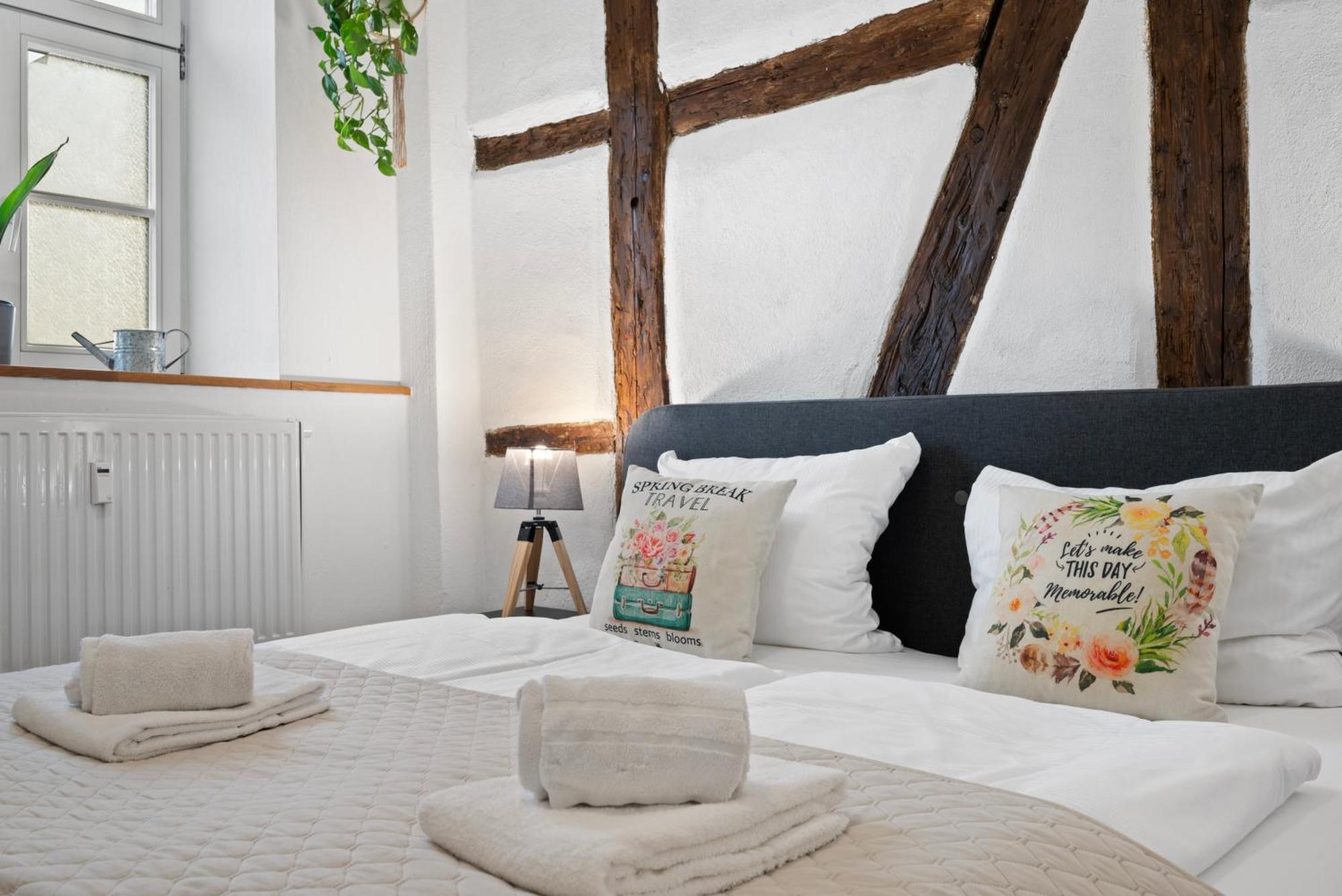 Backhome - Business&Family - Fantastische Schlosslage, Smarttv, Netflix, 50Qm, 24H Checkin - Apartment 1 Ludwigsburg Eksteriør bilde